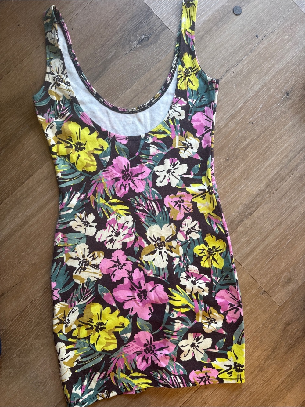 Sleeveless Floral Scoop Mini stretchy Dress in Pink, Yellow & Cream XS- fits S